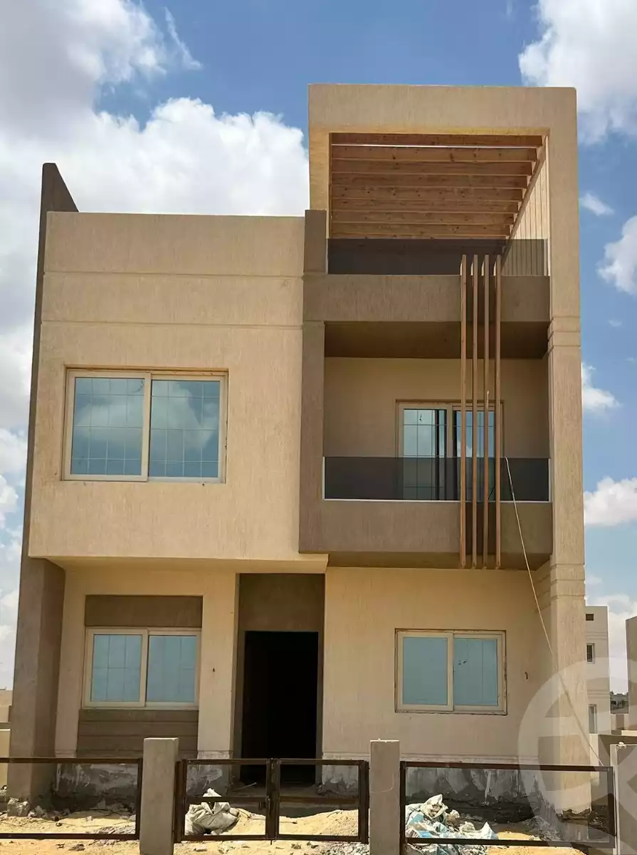 https://aqarmap.com.eg/en/listing/6134980-for-sale-cairo-el-sheikh-zayed-city-lshykh-zyd-ljdyd-montania-gardens-compound-everest-view