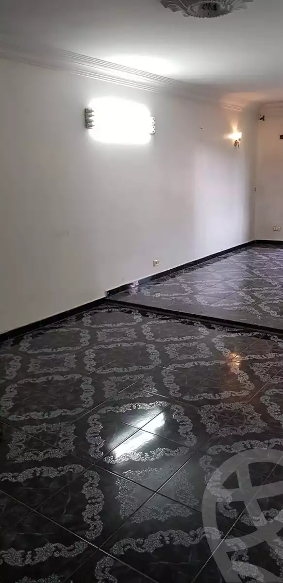 https://aqarmap.com.eg/en/listing/6135341-for-sale-cairo-helwan-helwan-el-sharkeya-saleh-sobhy-st