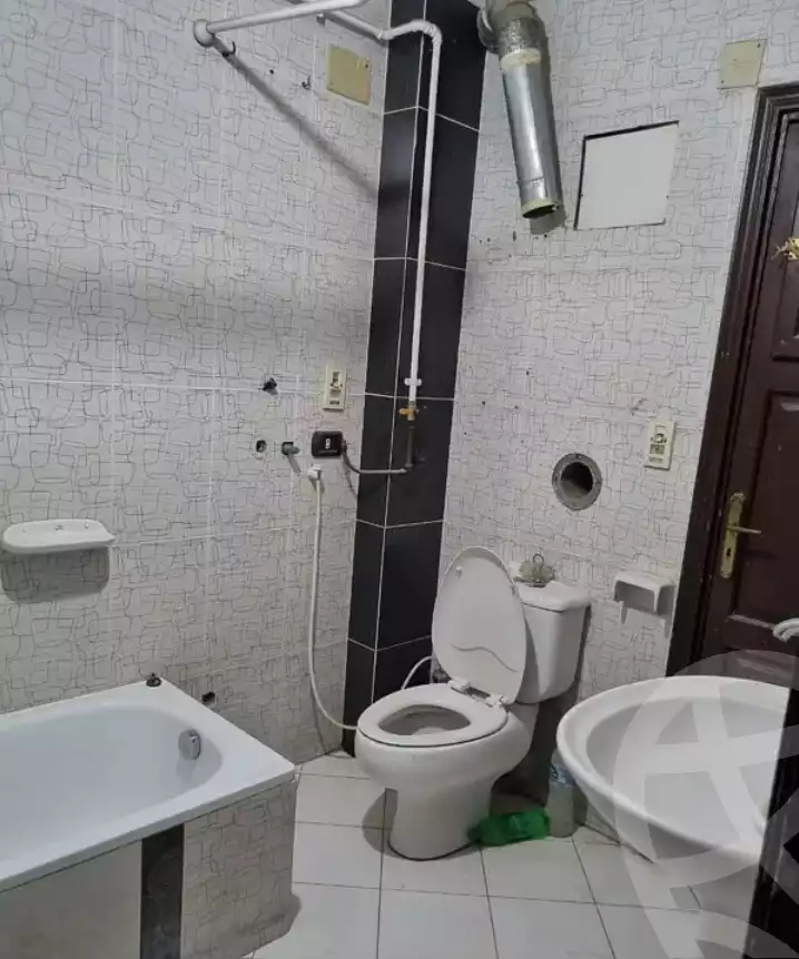https://aqarmap.com.eg/ar/listing/6137465-for-rent-cairo-faisal-hassan-mohamed-st