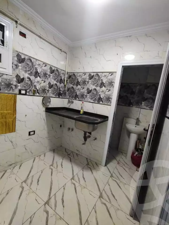 https://aqarmap.com.eg/ar/listing/6137473-for-sale-qalyubia-shubra-el-khaima-om-bayoumi