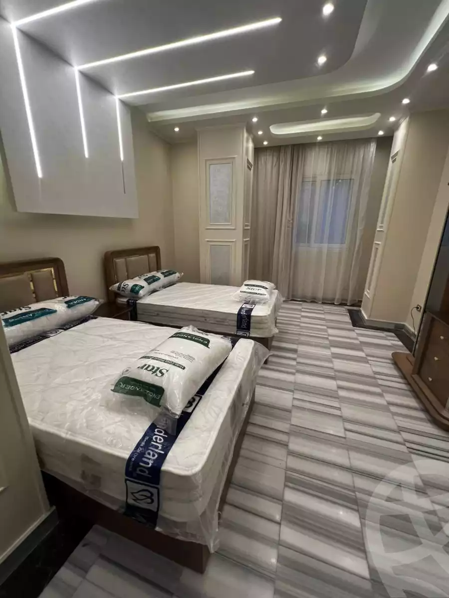 https://aqarmap.com.eg/en/listing/6138352-for-sale-alexandria-sporting-el-geish-road