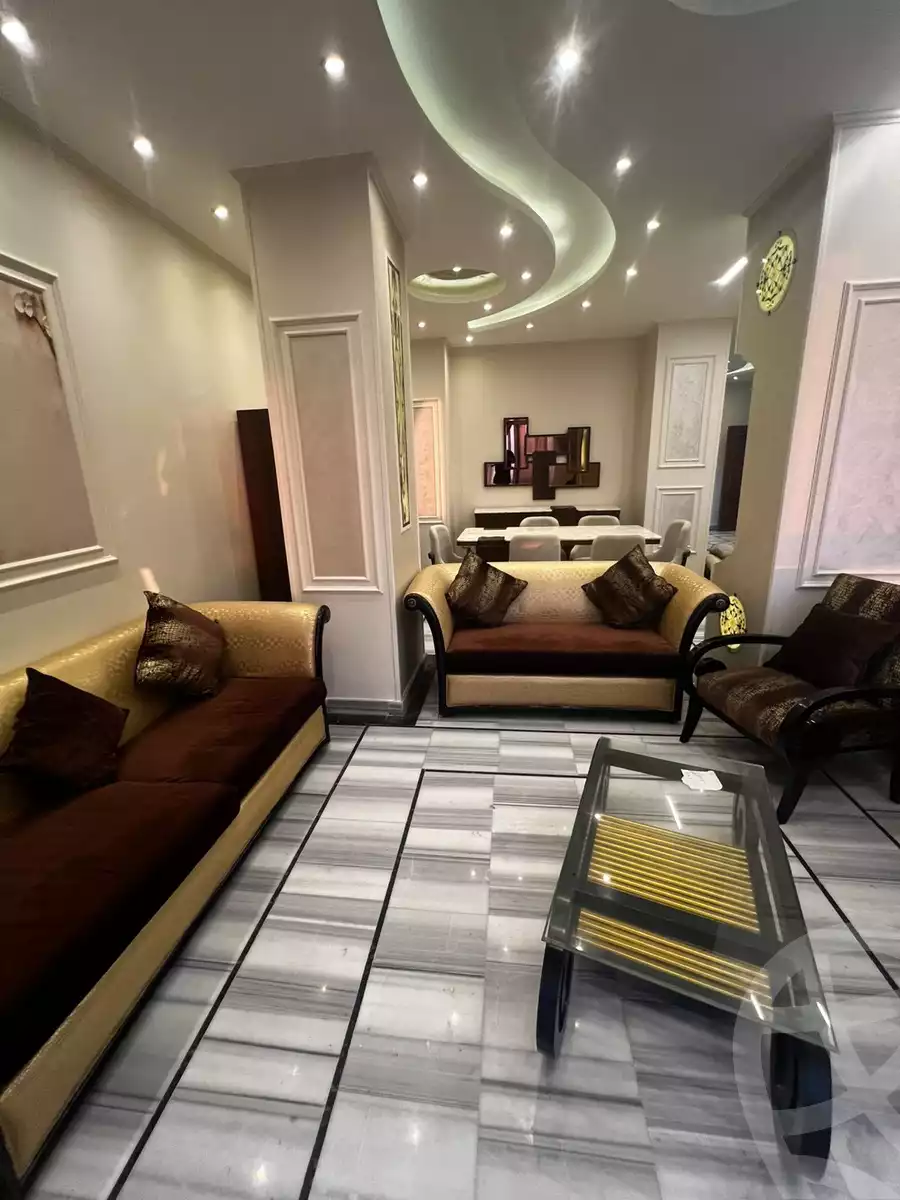 https://aqarmap.com.eg/en/listing/6138352-for-sale-alexandria-sporting-el-geish-road