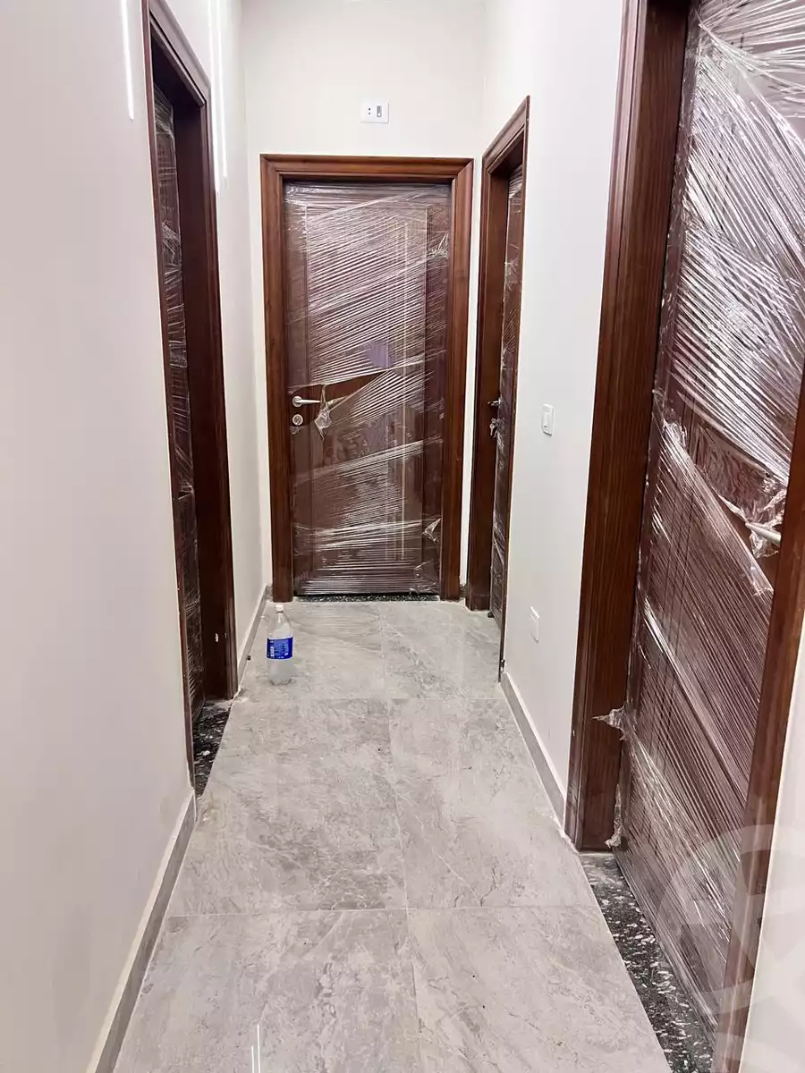 https://aqarmap.com.eg/ar/listing/6139210-for-rent-cairo-new-cairo-ganob-el-akadamiya-south-academy-h-el-shaheed-mohamed-zrd-st
