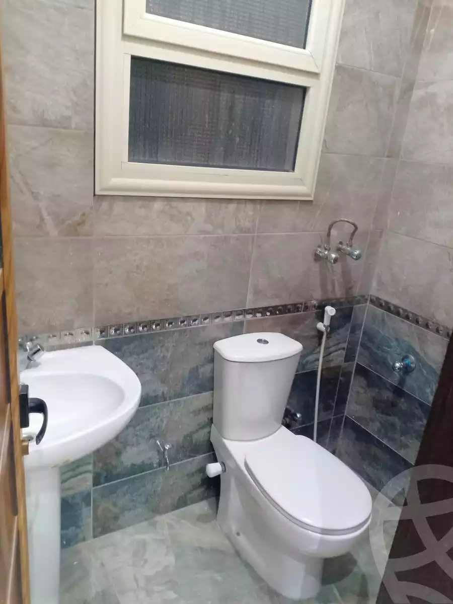 https://aqarmap.com.eg/en/listing/6140353-for-rent-cairo-helwan-kwrnysh-hlwn