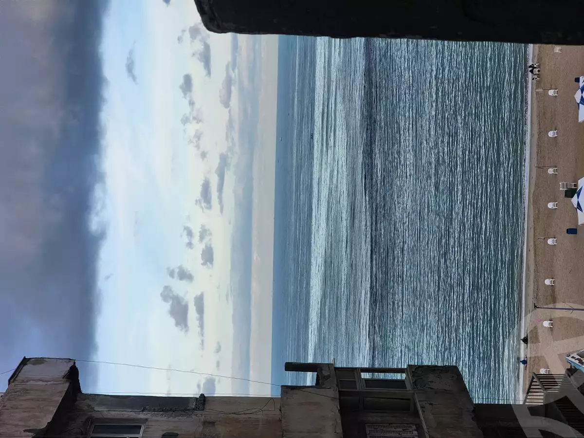 https://aqarmap.com.eg/ar/listing/6140605-for-sale-alexandria-miami-mohammed-awad-gebreel-st