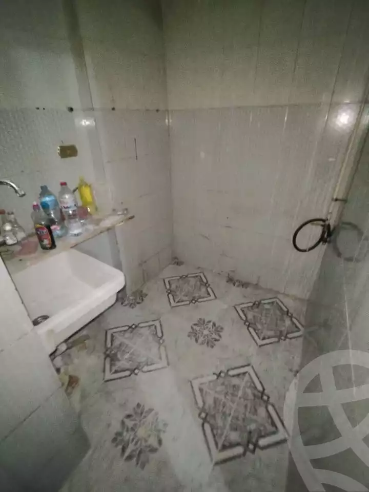 https://aqarmap.com.eg/ar/listing/6140995-for-sale-alexandria-el-asafra-shr-45
