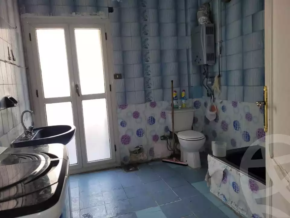 https://aqarmap.com.eg/en/listing/6142380-for-sale-cairo-helwan-rostom-st