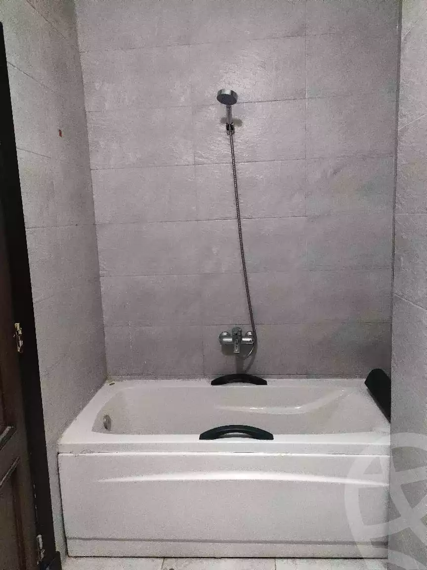 https://aqarmap.com.eg/en/listing/6142783-for-rent-cairo-new-cairo-compounds-palma-residence