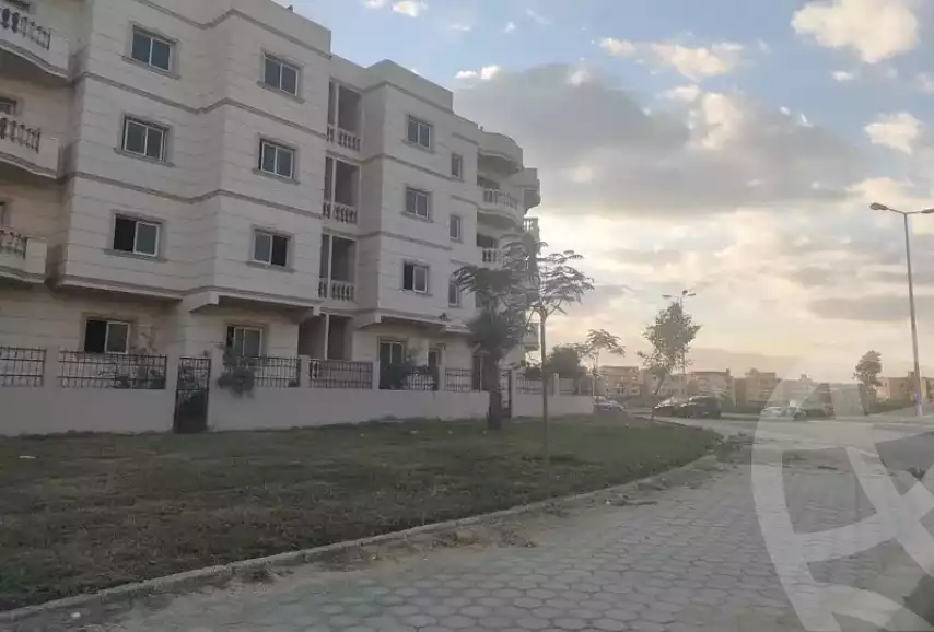 https://aqarmap.com.eg/ar/listing/6143587-for-sale-cairo-el-shorouk-lmntq-lsds-neighbourhood-1