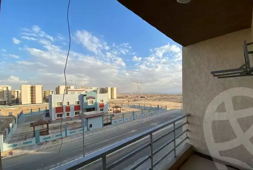 https://aqarmap.com.eg/ar/listing/6143605-for-sale-cairo-al-oubour-compounds-nozhat-el-obour-compound-hhd