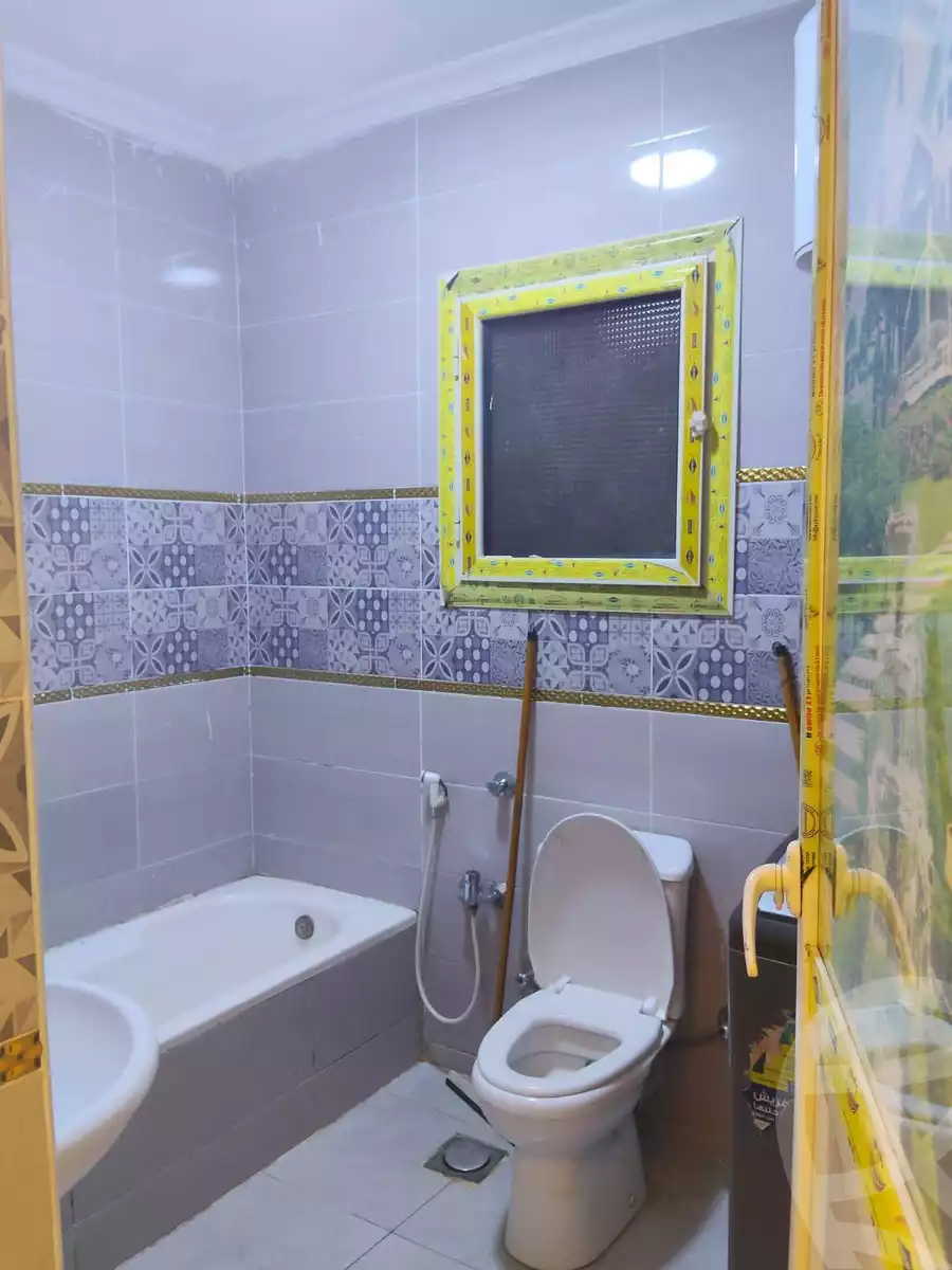 https://aqarmap.com.eg/en/listing/6145123-for-sale-cairo-faisal-kafr-tohormos-queen-nazli-st