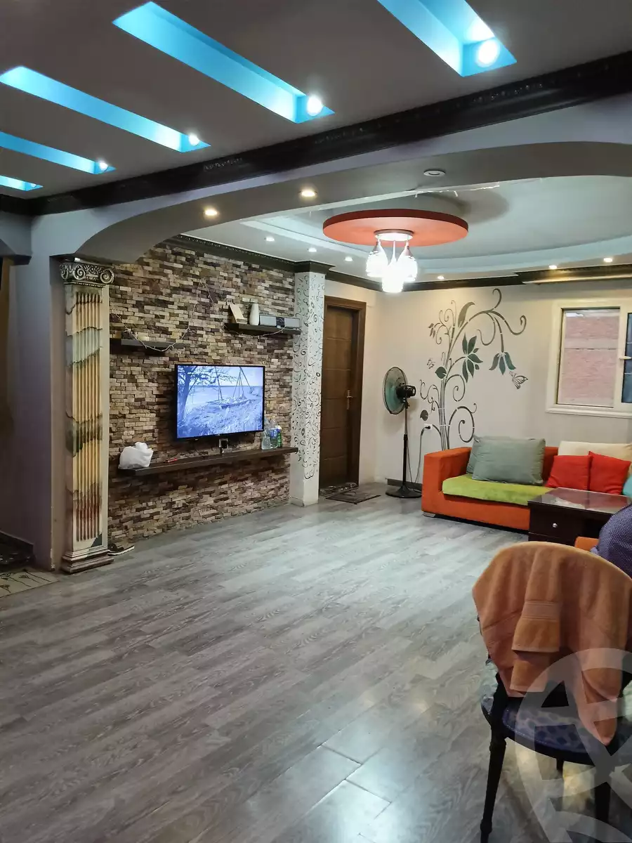 https://aqarmap.com.eg/en/listing/6145536-for-sale-cairo-ain-shams-ain-shams-el-sharkia-mostafa-hafez-st