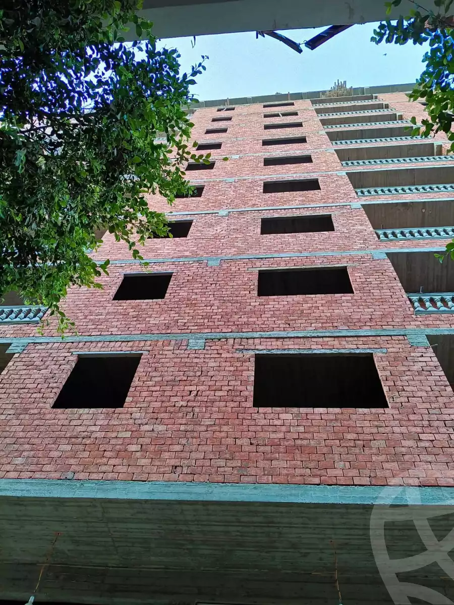 https://aqarmap.com.eg/ar/listing/6146563-for-sale-qalyubia-shubra-el-khaima-shubra-el-khaima-city-hamis-st