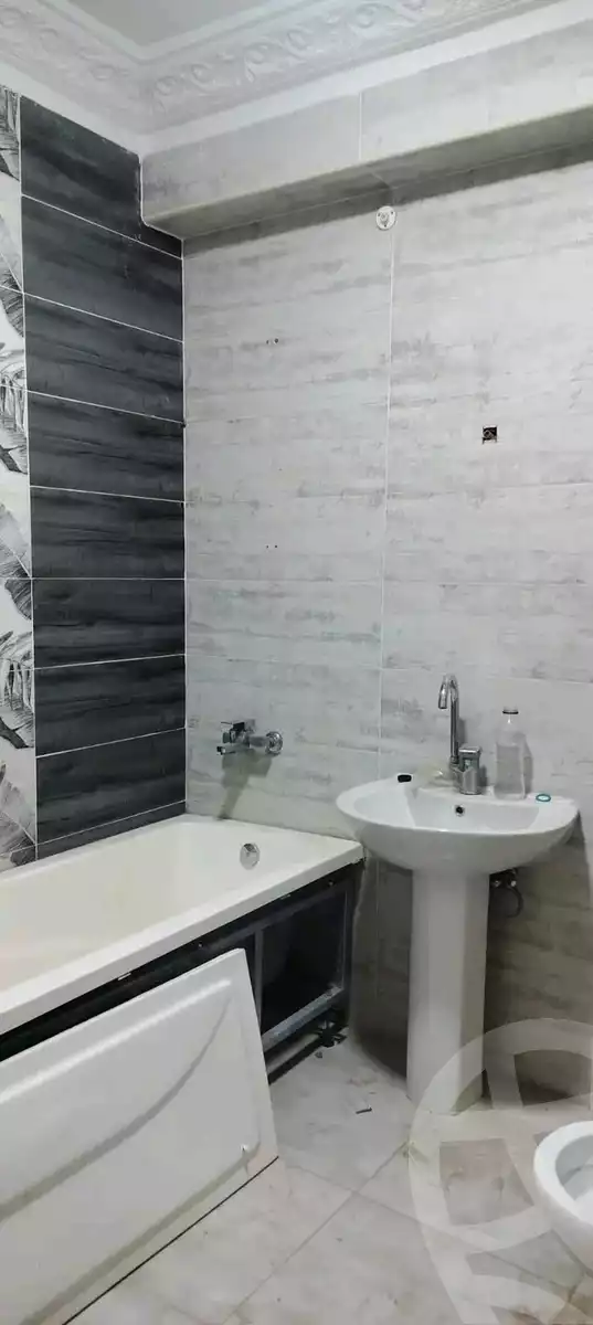 https://aqarmap.com.eg/ar/listing/6148078-for-sale-qalyubia-shubra-el-khaima