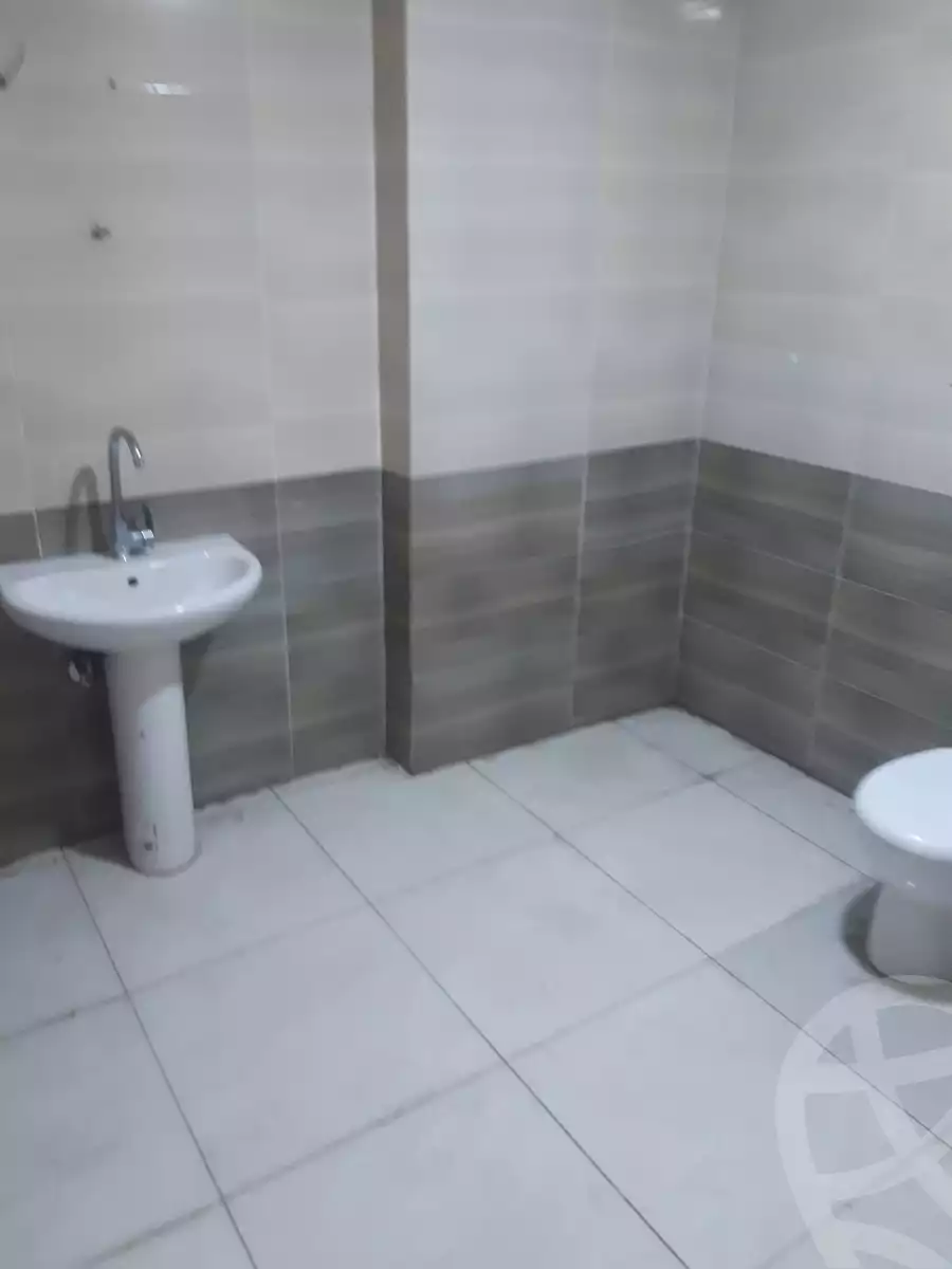 https://aqarmap.com.eg/ar/listing/6149030-for-rent-cairo-ain-shams-ain-shams-el-sharkia-el-eshrein-stt