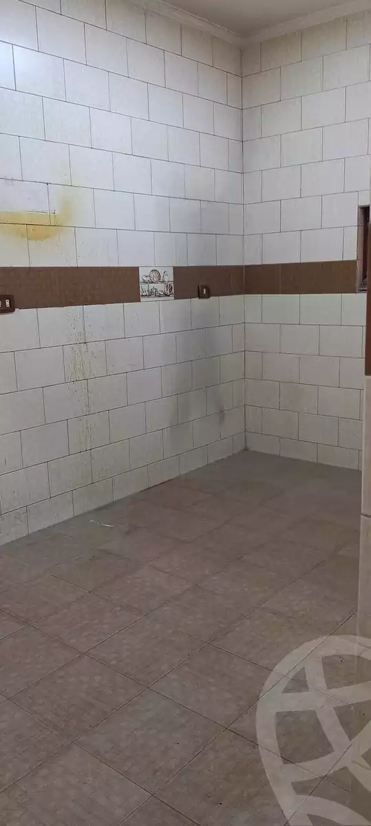 https://aqarmap.com.eg/ar/listing/6150639-for-sale-qalyubia-shubra-el-khaima-shubra-el-khaima-city-hamis-st
