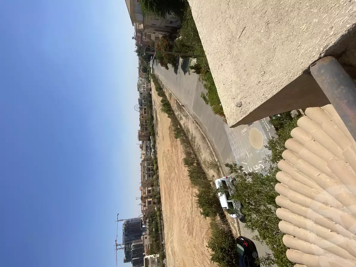 https://aqarmap.com.eg/en/listing/6152723-for-sale-cairo-el-sheikh-zayed-city-compounds-el-yasmeen-compound
