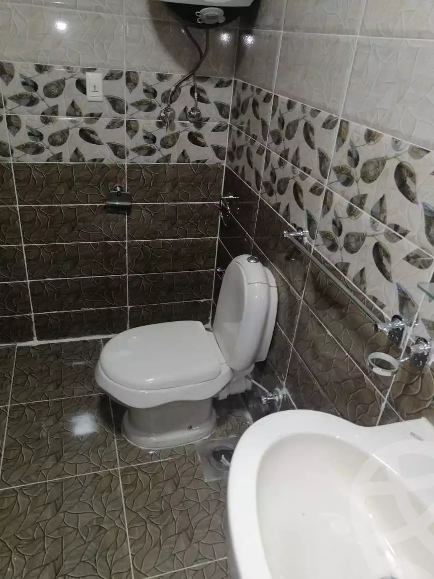 https://aqarmap.com.eg/en/listing/6152828-for-sale-cairo-el-sheikh-zayed-city-compounds-el-yasmeen-compound