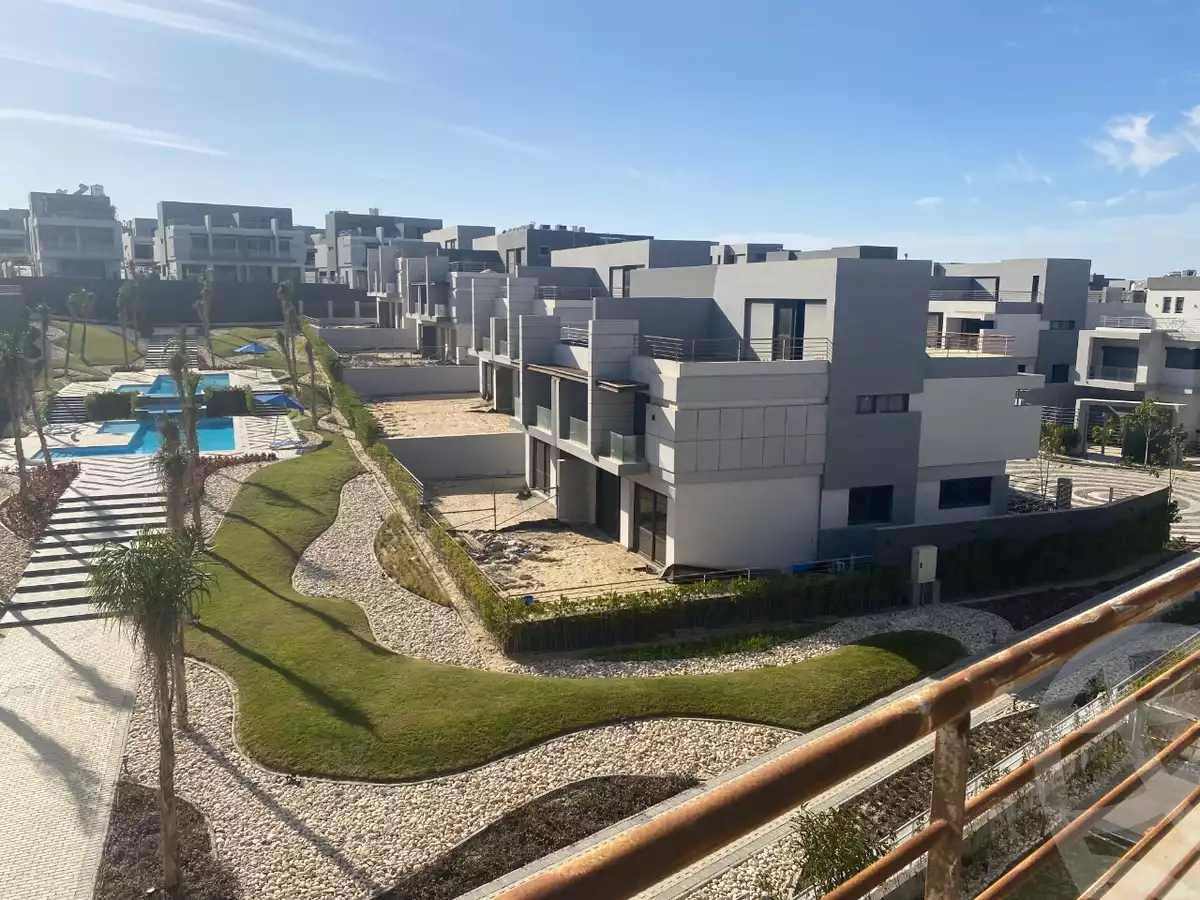 https://aqarmap.com.eg/en/listing/6152840-for-sale-cairo-el-sheikh-zayed-city-compounds-el-patio-zahraa
