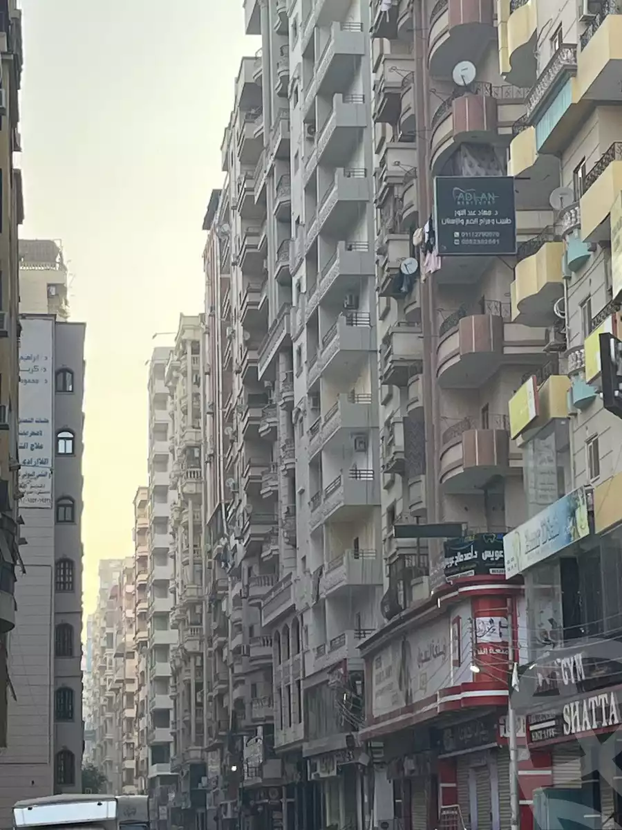 https://aqarmap.com.eg/en/listing/6141904-for-sale-sharqia-zagazig-zagazig-city-el-salam-st