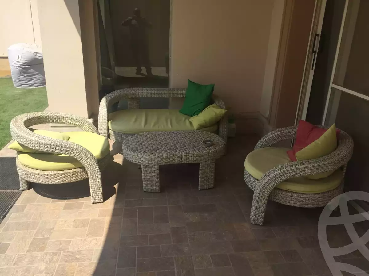 https://aqarmap.com.eg/en/listing/6152916-for-sale-cairo-el-sheikh-zayed-city-compounds-meadows-park