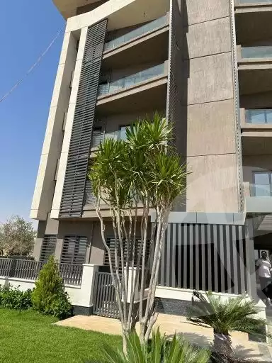 https://aqarmap.com.eg/ar/listing/6153830-for-sale-cairo-new-cairo-madinaty-bryfdw