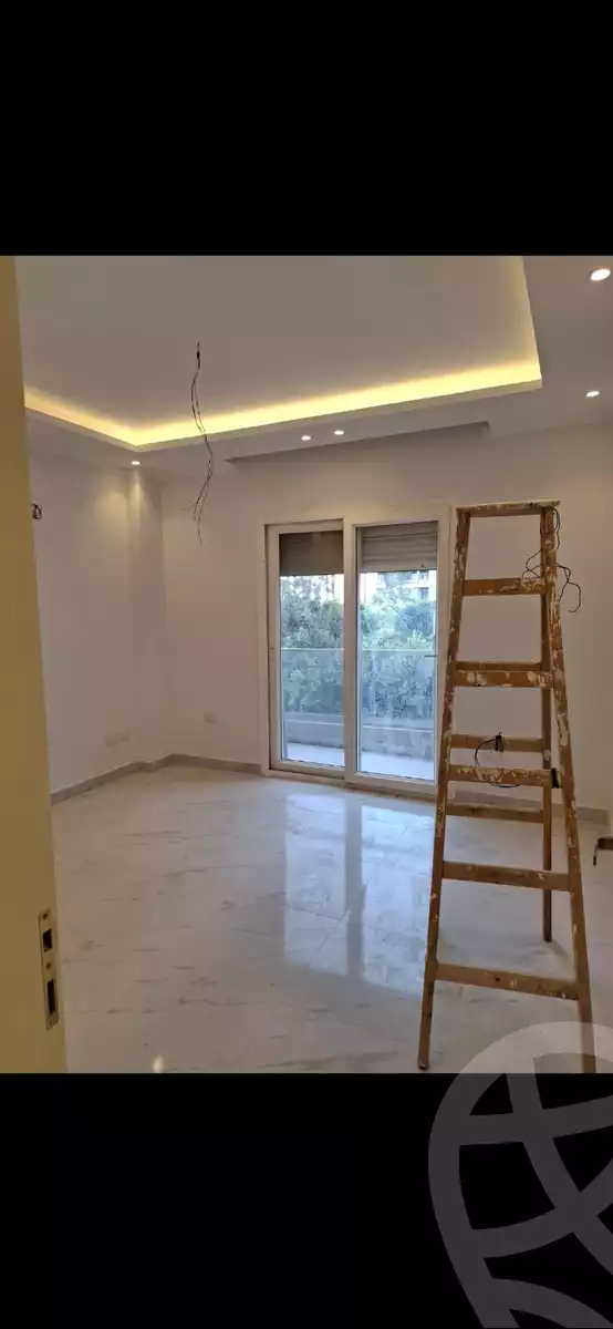 https://aqarmap.com.eg/en/listing/6154619-for-sale-cairo-el-sheikh-zayed-city-compounds-zayed-dunes