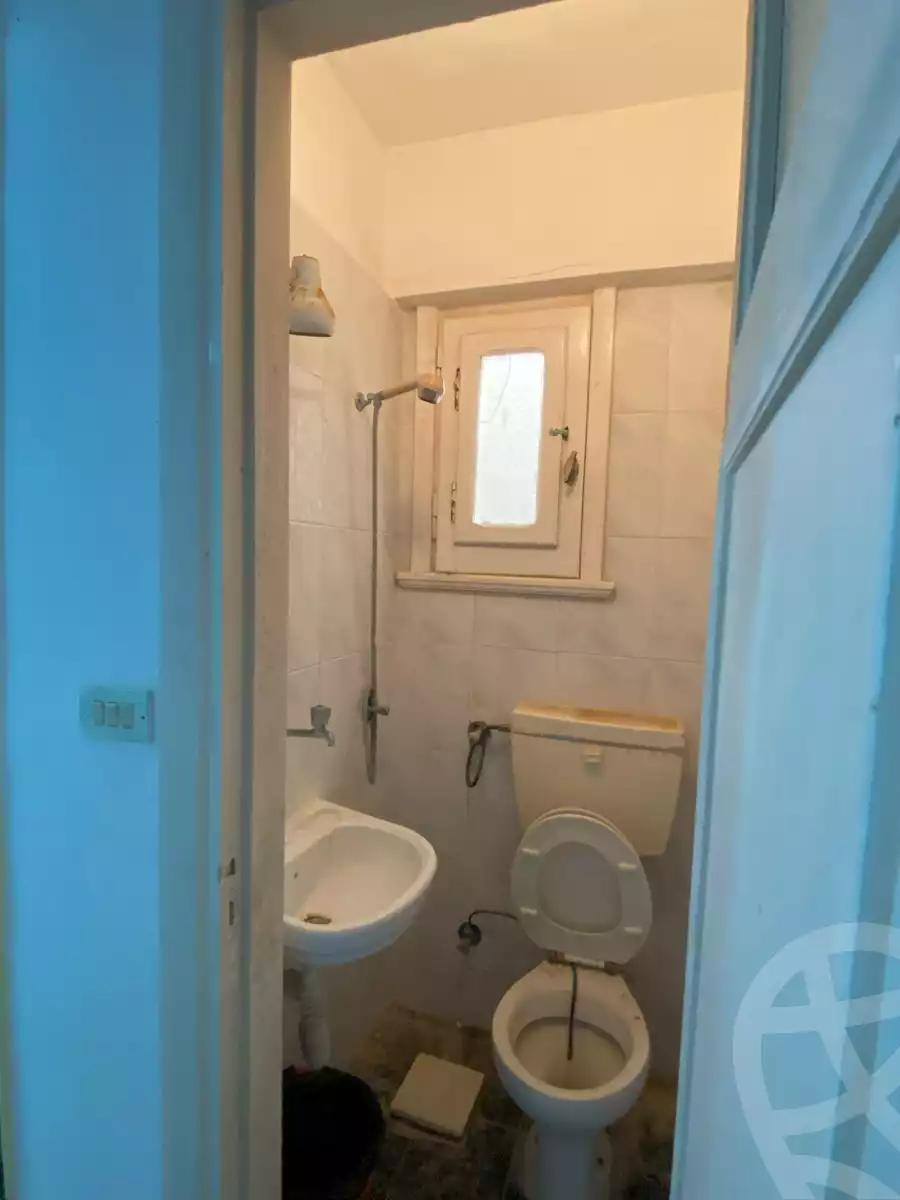 https://aqarmap.com.eg/ar/listing/6156000-for-sale-alexandria-abu-talat