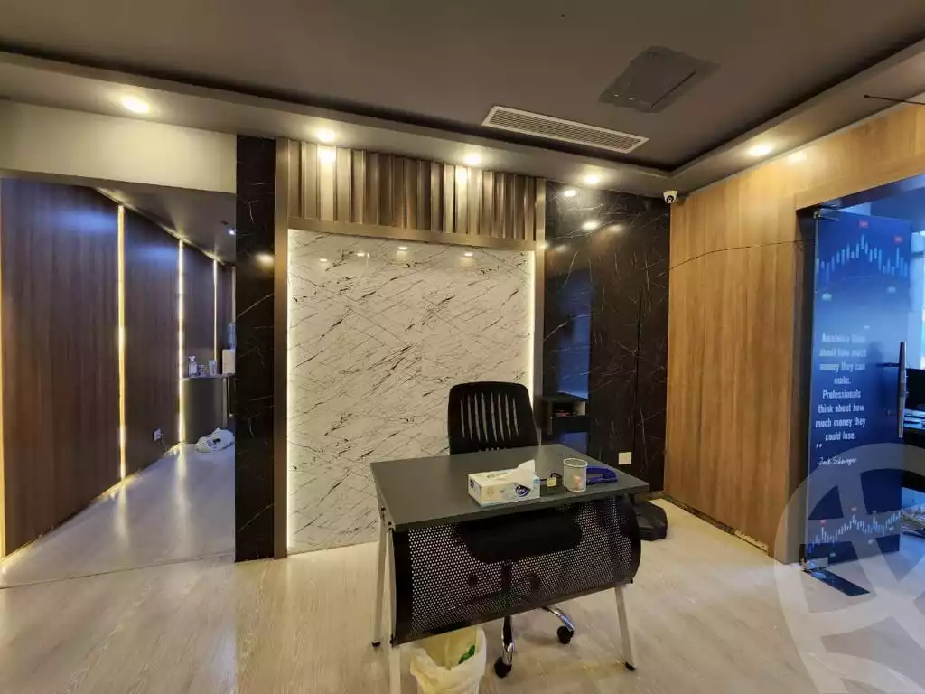 https://aqarmap.com.eg/ar/listing/6156500-for-rent-cairo-new-cairo-compounds-tryfywm-byzns-kwmblks-nm-llttwyr