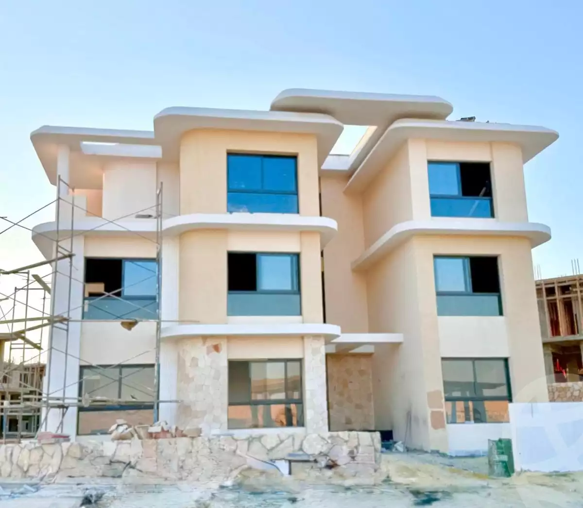 https://aqarmap.com.eg/ar/listing/6157452-for-sale-north-coast-resorts-koun-resort-mabany-edris