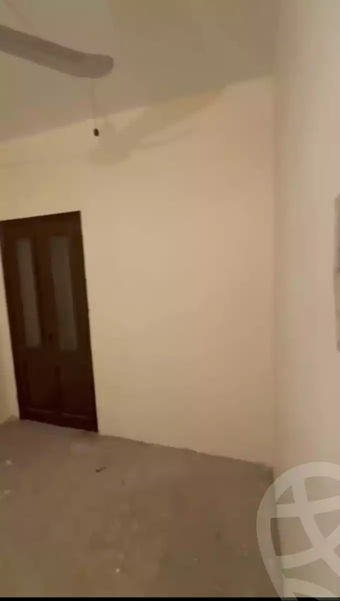 https://aqarmap.com.eg/ar/listing/6157709-for-sale-sharqia-zagazig-zagazig-city-markaz-farouk-st