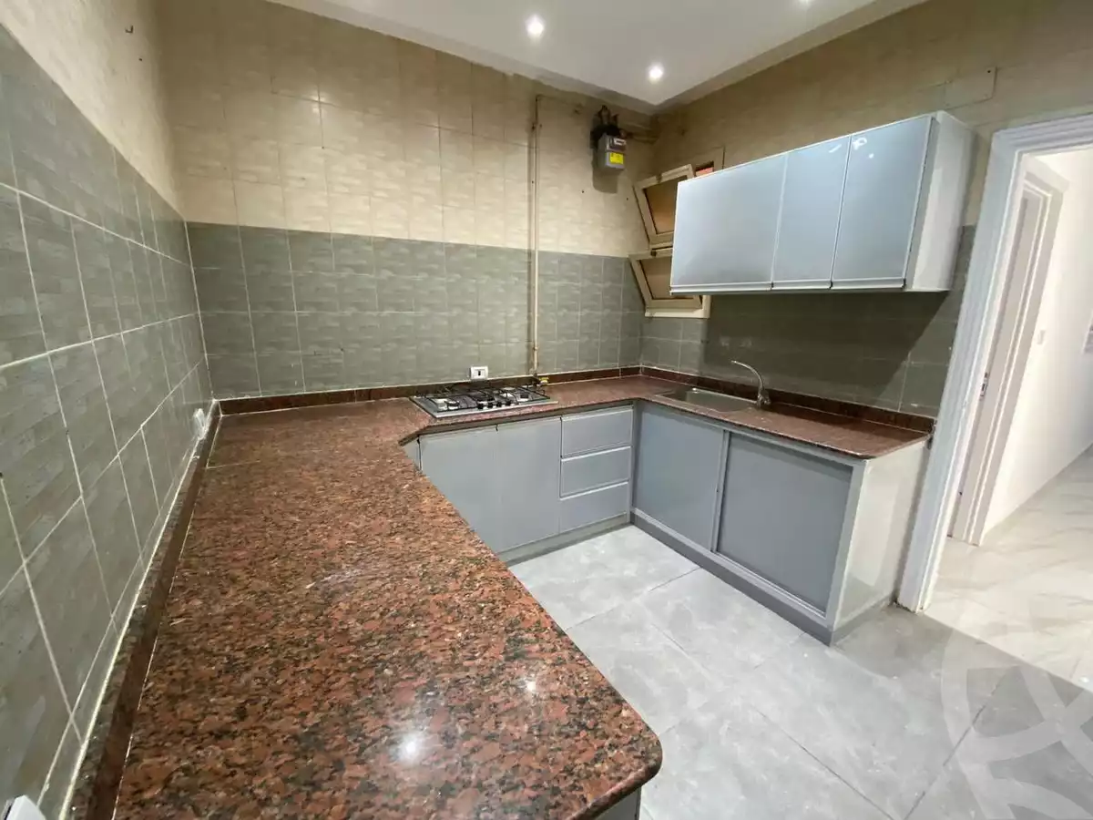 https://aqarmap.com.eg/ar/listing/6160590-for-sale-cairo-new-cairo-el-ahyaa-first-neighborhood-street-12