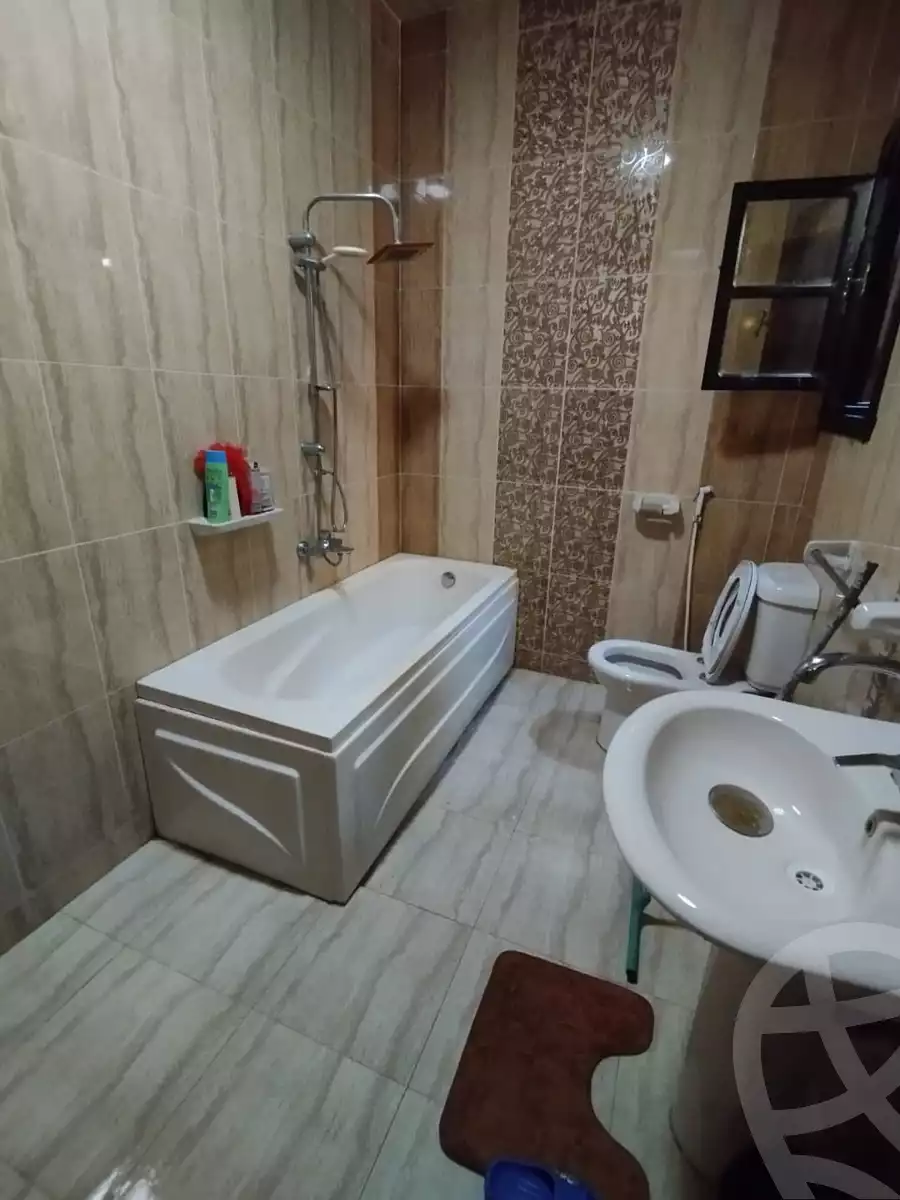https://aqarmap.com.eg/ar/listing/6161295-for-sale-dakahlia-mansoura-el-mansoura-city-ahmed-maher-st