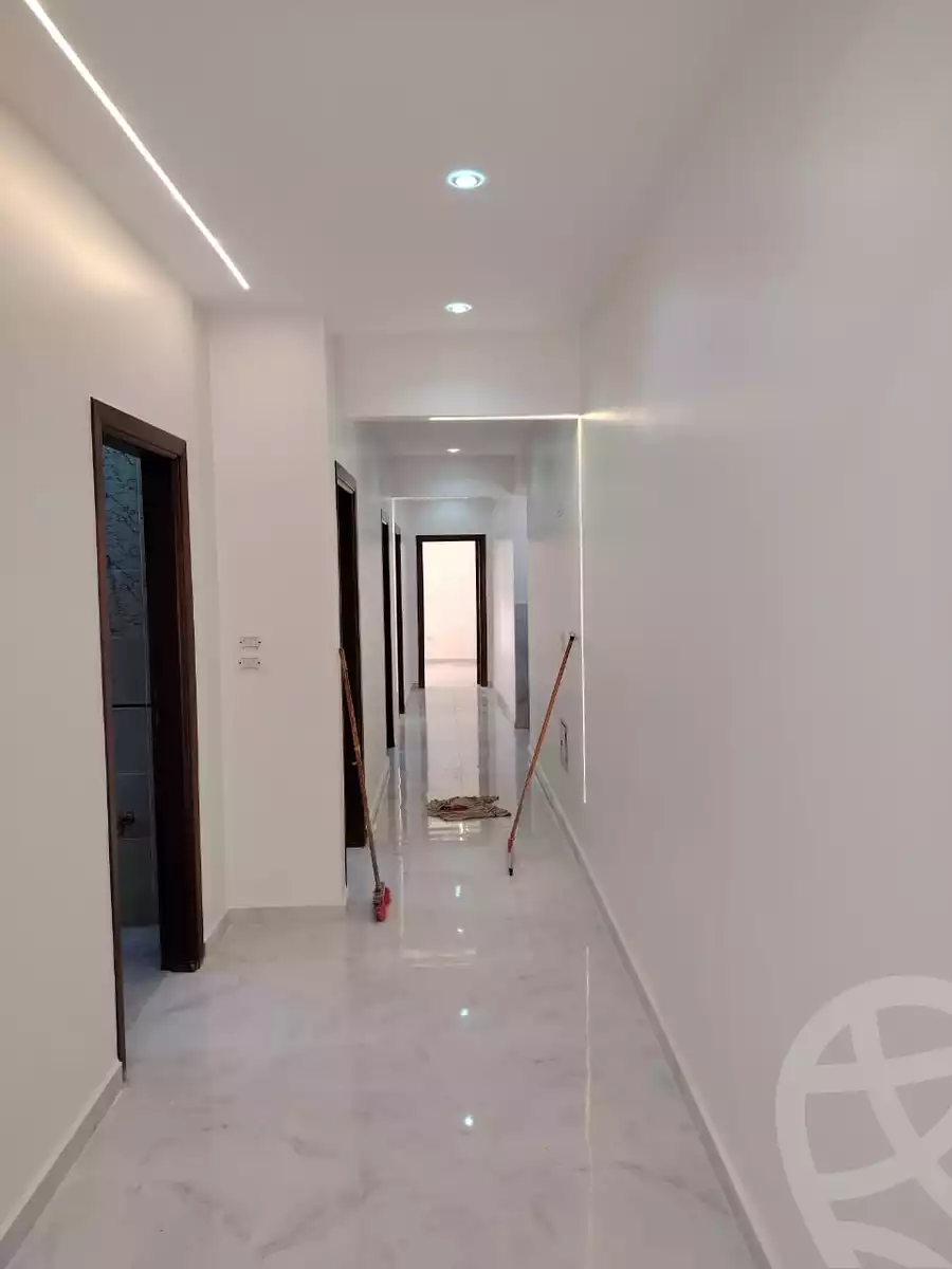 https://aqarmap.com.eg/ar/listing/6161862-for-sale-cairo-el-shorouk-lhy-lthlth-shrq-neighbourhood-3