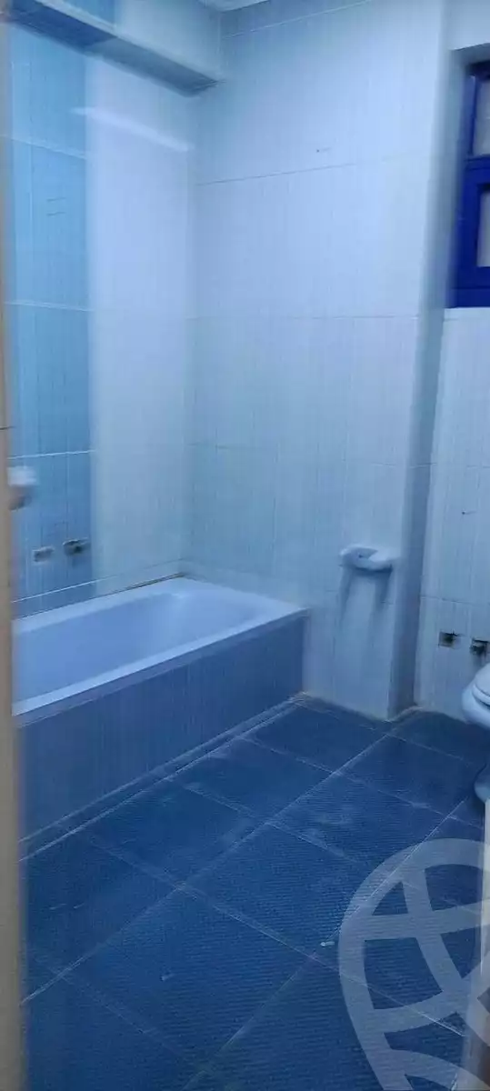 https://aqarmap.com.eg/en/listing/6162257-for-sale-qalyubia-shubra-el-khaima-shubra-el-khaima-city-hamis-st