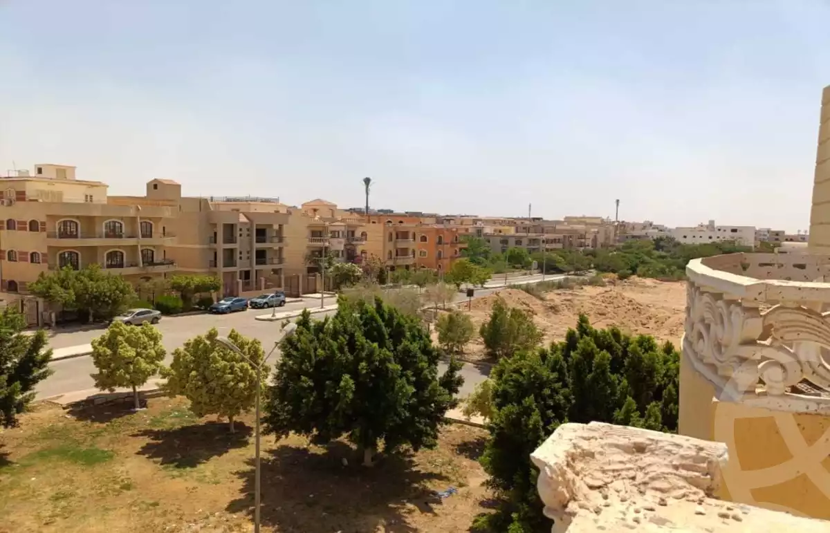https://aqarmap.com.eg/ar/listing/6162320-for-sale-cairo-el-shorouk-lhy-lthlth-grb-neighbourhood-4-mohammed-el-kasbagy-st