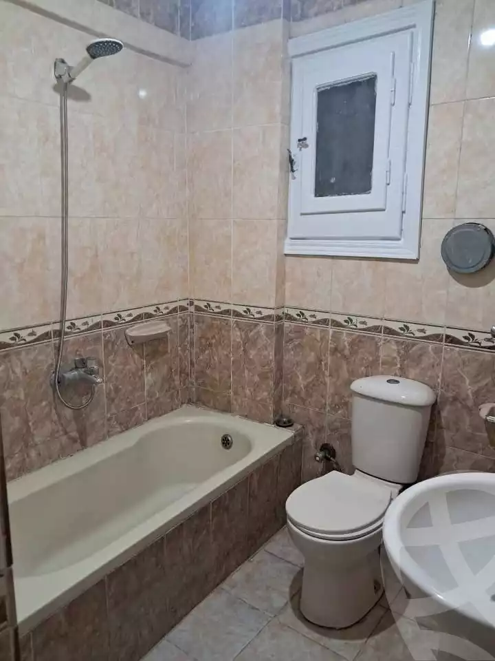 https://aqarmap.com.eg/ar/listing/6162559-for-sale-alexandria-el-asafra-l-sfr-qbly