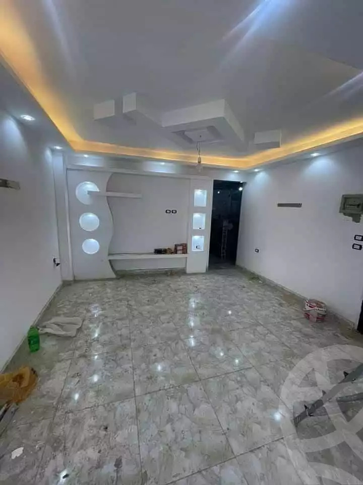 https://aqarmap.com.eg/ar/listing/6162931-for-sale-cairo-ain-shams-ain-shams-el-sharkia-el-zahraa-st