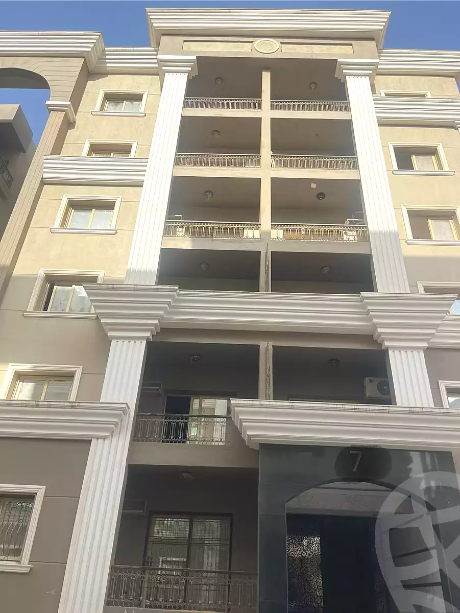 https://aqarmap.com.eg/ar/listing/6163994-for-sale-cairo-new-cairo-compounds-the-icon-gardens-compound-style-home