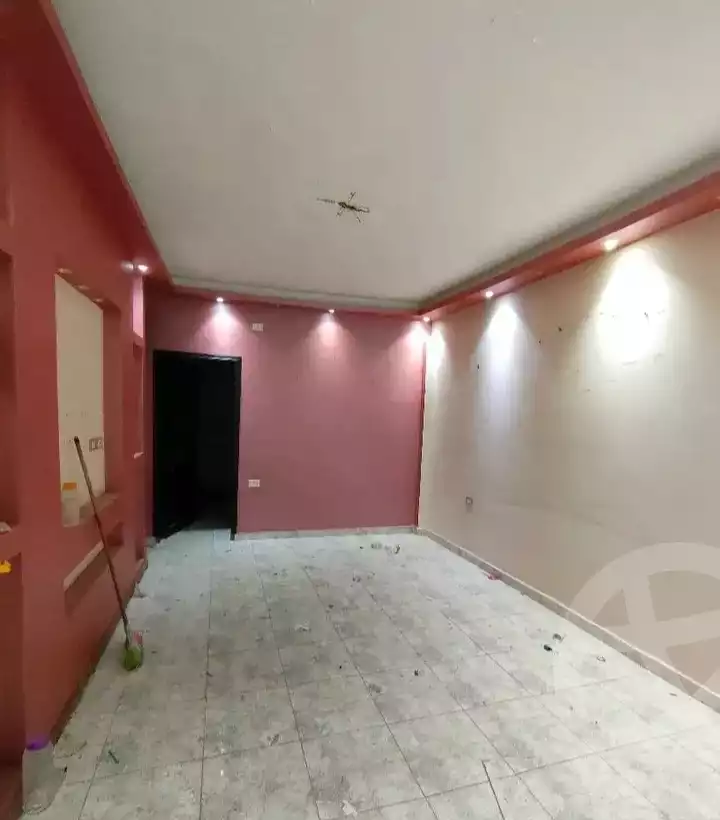 https://aqarmap.com.eg/ar/listing/6164975-for-sale-qalyubia-shubra-el-khaima-om-bayoumi