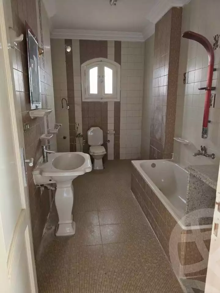 https://aqarmap.com.eg/ar/listing/6166063-for-sale-cairo-15th-of-may-mjwr-6