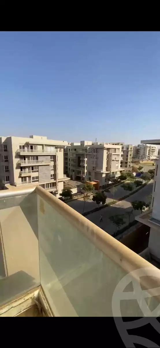 https://aqarmap.com.eg/ar/listing/6167202-for-sale-cairo-new-cairo-compounds-mwntn-fyw-y-syty-club-park-mountain-view-icity