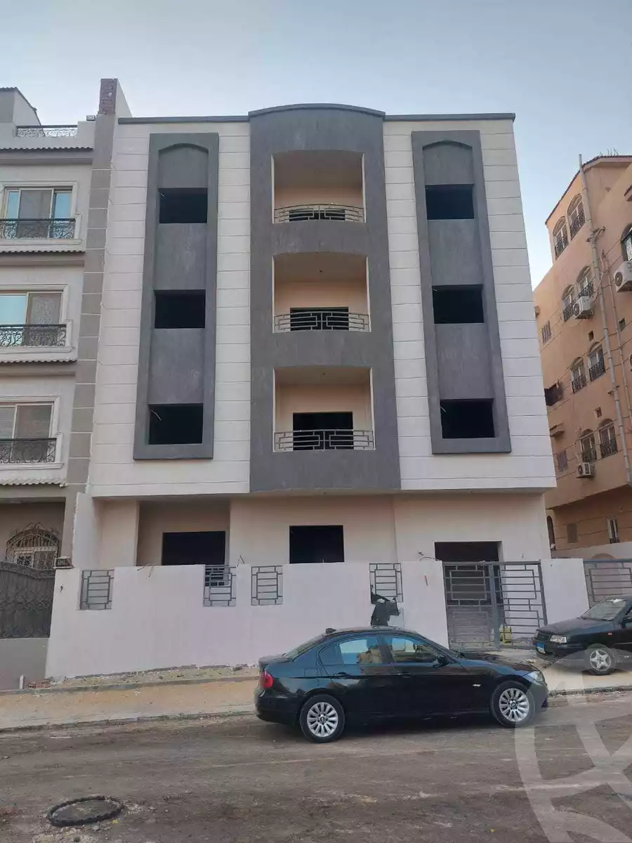 https://aqarmap.com.eg/ar/listing/6168639-for-sale-cairo-new-cairo-compounds-jrdyny-hyts-3