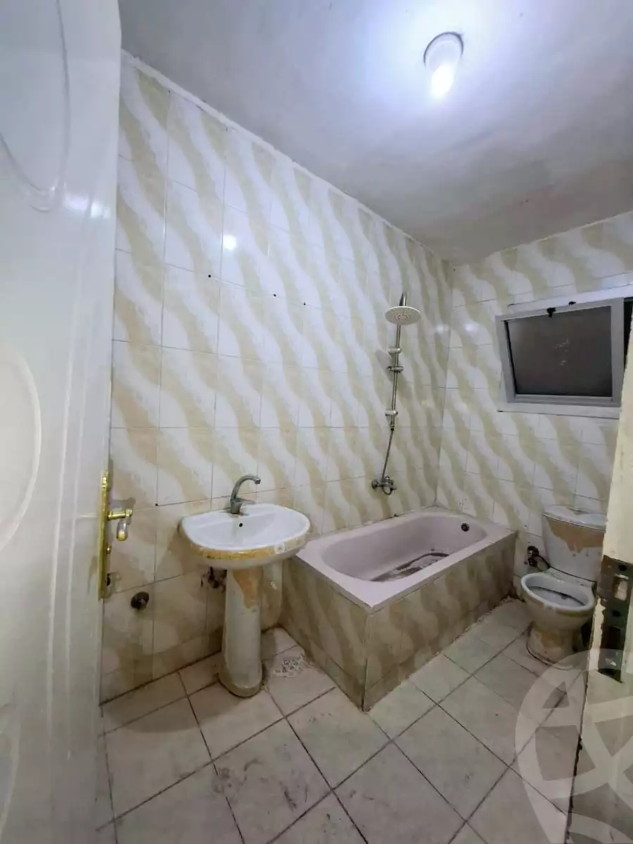 https://aqarmap.com.eg/ar/listing/6168831-for-sale-cairo-el-haram-shareaa-khatem-el-morsalen