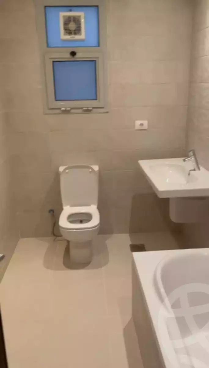 https://aqarmap.com.eg/ar/listing/6169134-for-rent-cairo-new-cairo-compounds-cairo-festival-city-dh-bwdywm-cairo-festival-city