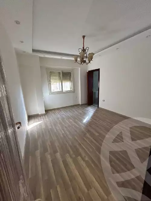 https://aqarmap.com.eg/en/listing/6169144-for-rent-cairo-new-cairo-gharb-el-golf-alaa-elsaadany-st