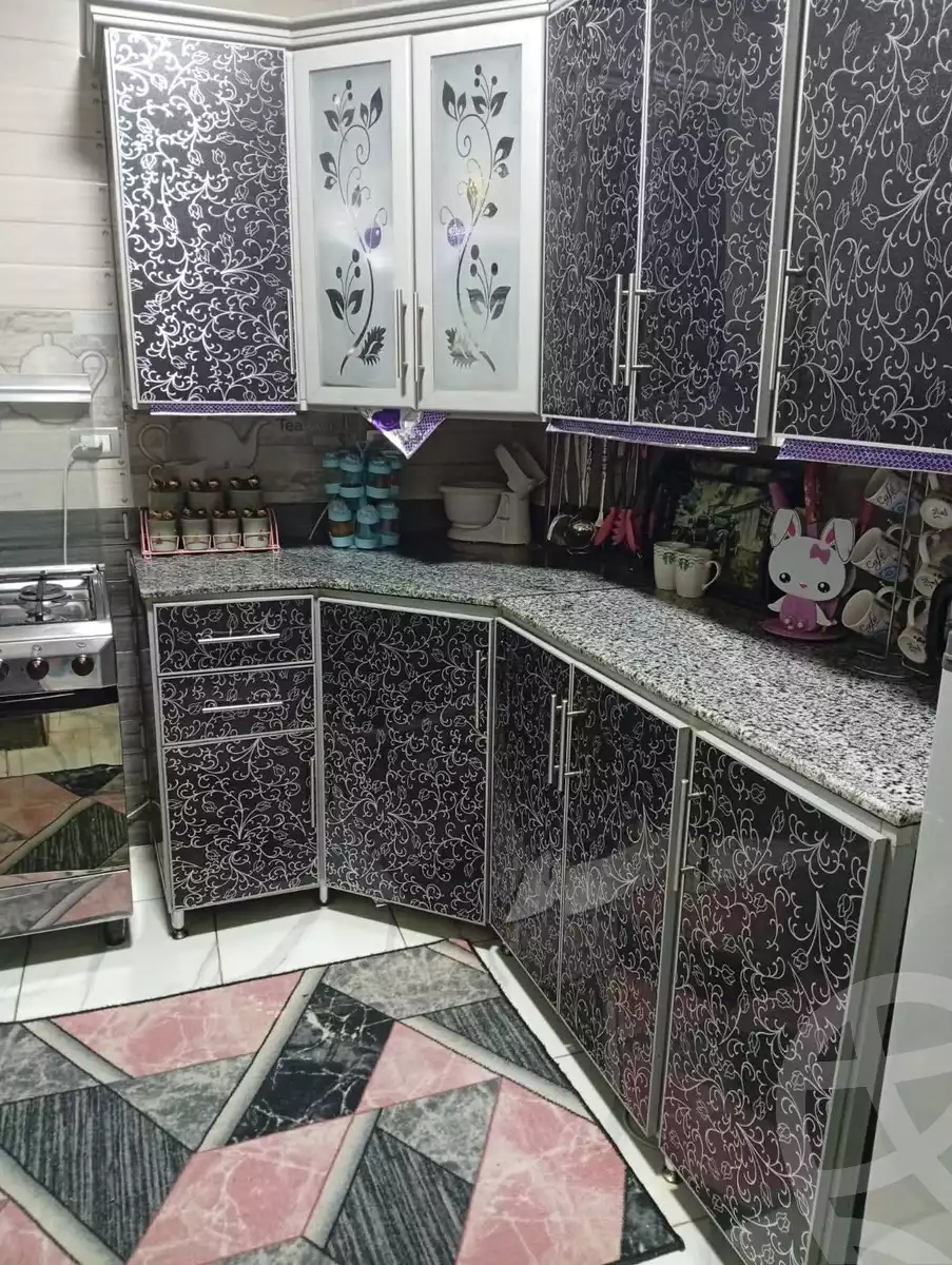 https://aqarmap.com.eg/en/listing/6169260-for-sale-cairo-helwan-hadayek-helwan-el-eshrein-st