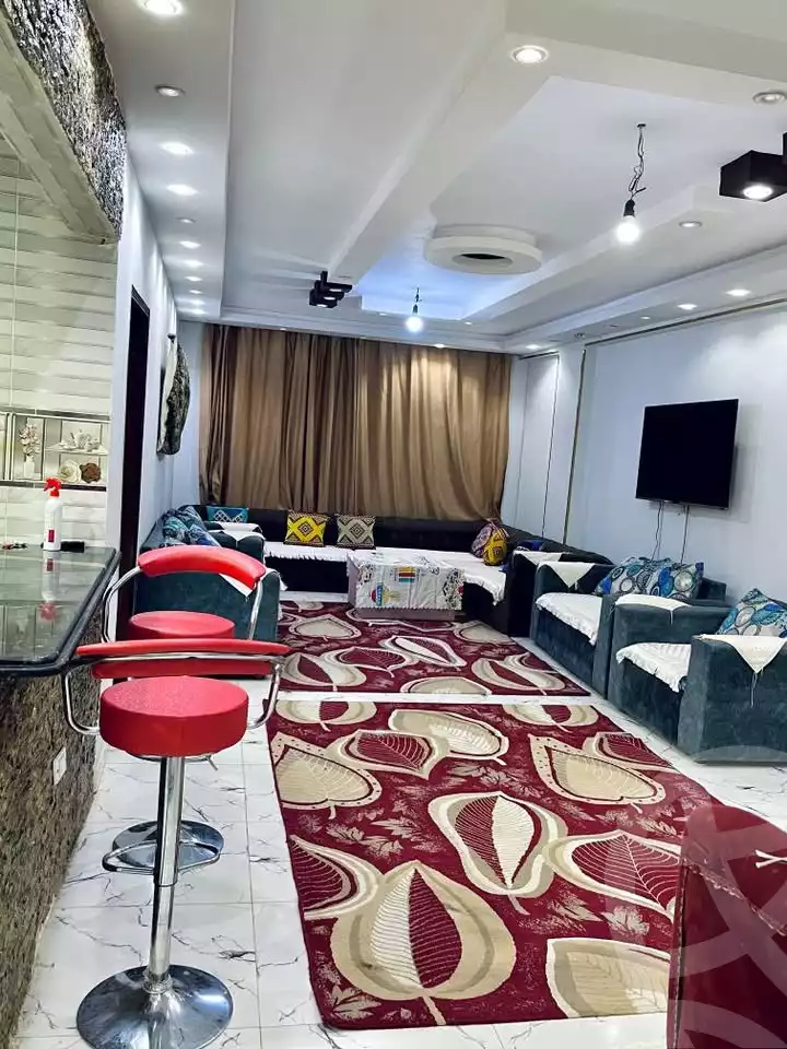 https://aqarmap.com.eg/en/listing/6169437-for-rent-cairo-helwan-hadayek-helwan-nile-corniche-st