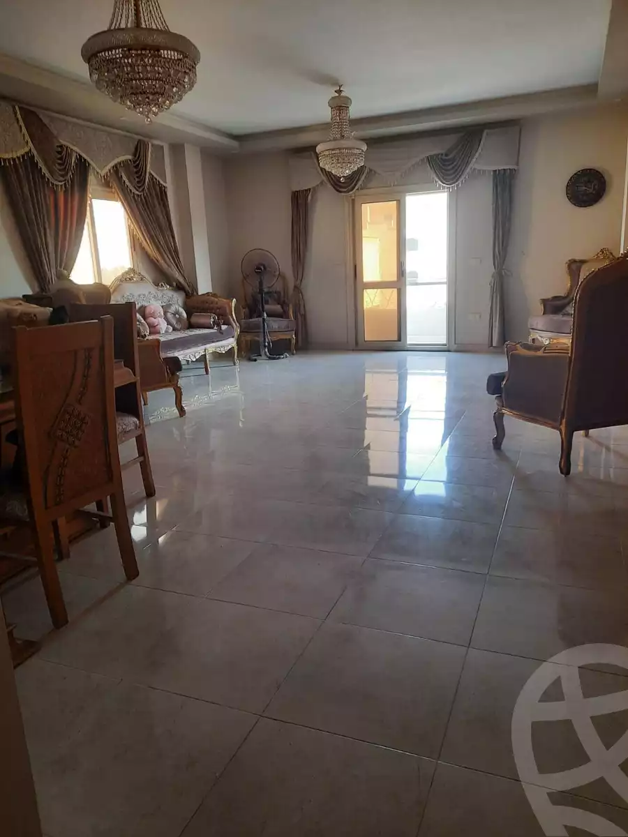 https://aqarmap.com.eg/en/listing/6169798-for-sale-cairo-al-oubour-el-hay-el-khames-mahmoud-younis-st