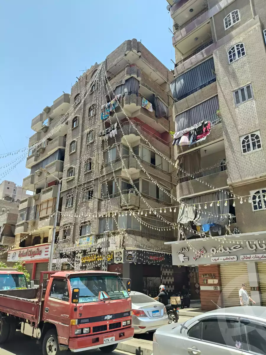 https://aqarmap.com.eg/ar/listing/6170006-for-sale-cairo-ljyz-el-warraq-kwrnysh-lwrq